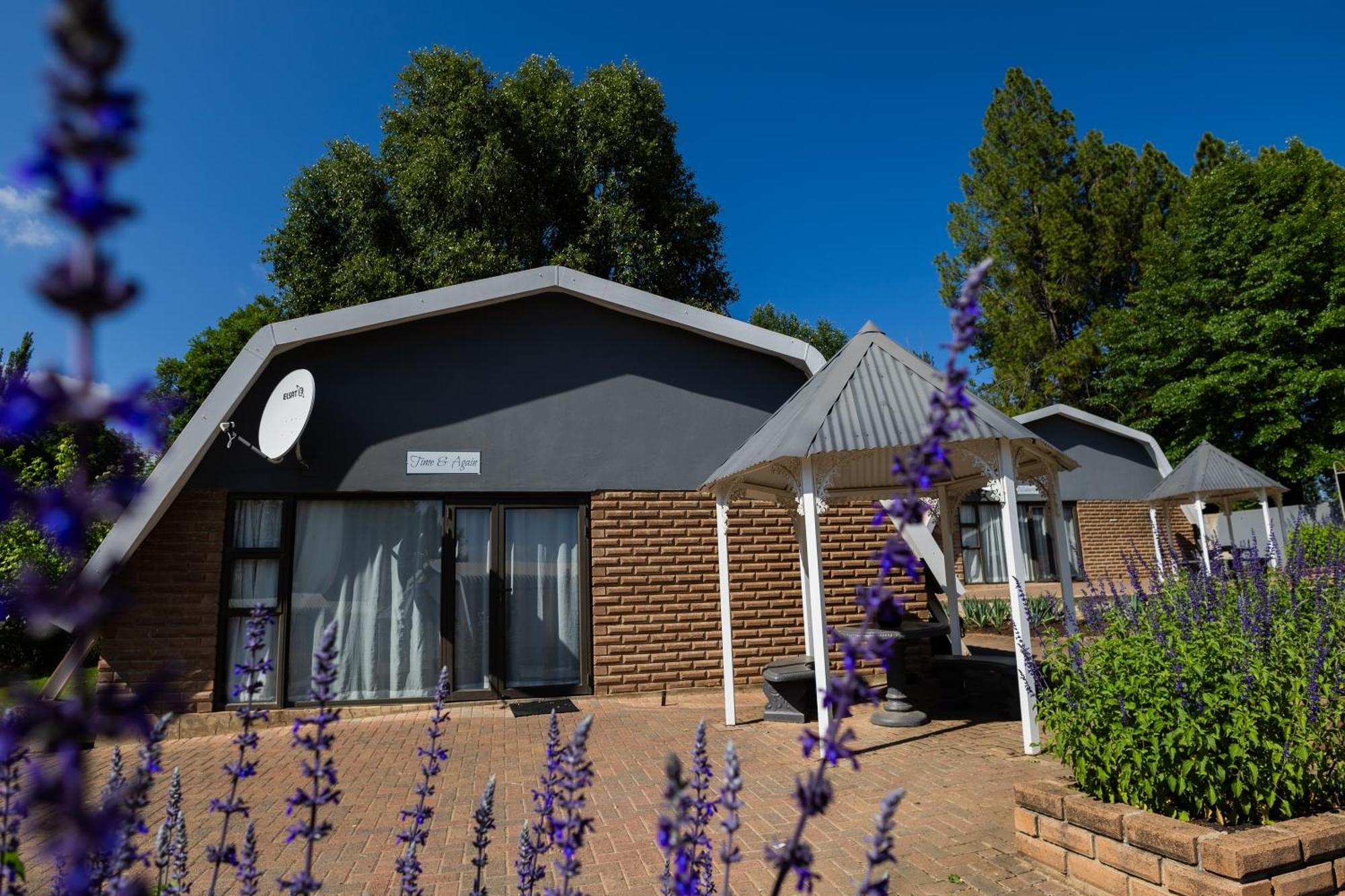 Lavender Hill Country Estate And Wedding Venue Hostal Bethlehem Exterior foto